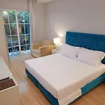 Luxury Hotel 4*