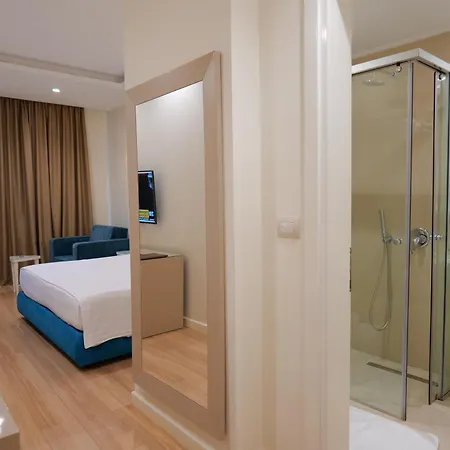 Luxury Hotel