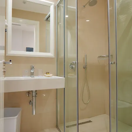 Luxury Hotel