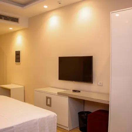 Luxury Hotel 4*