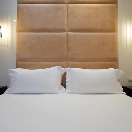 Luxury Hotel 4*