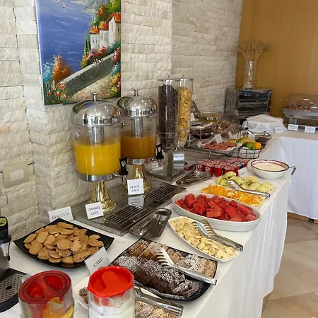 Luxury 4* Εξαμίλιο