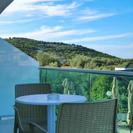 Luxury Ξενοδοχείο 4*